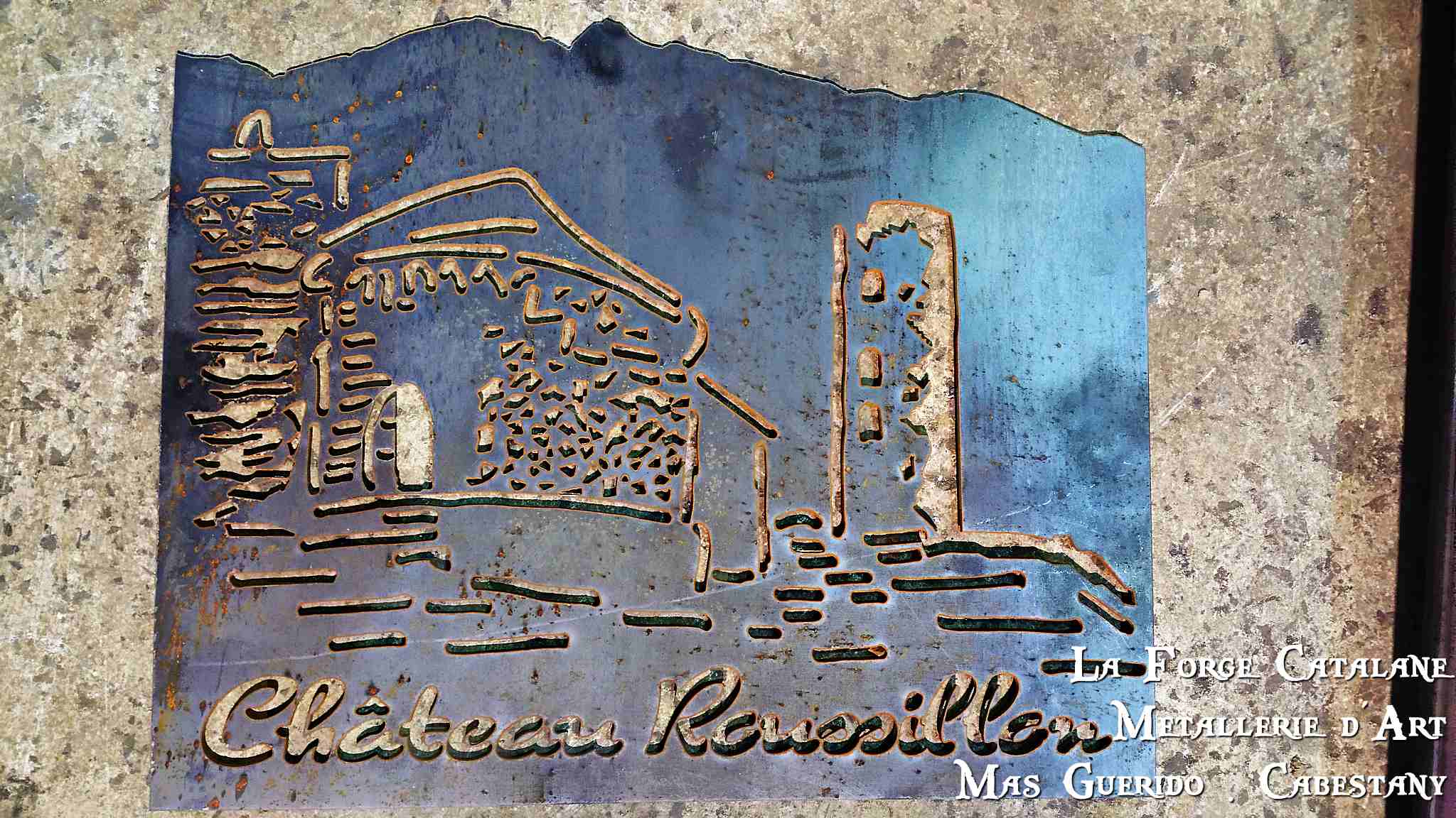 applique decoupe laser chateau roussillon  forge catalane.jpg